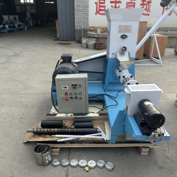 Fish Feed Extruder Flower Shapes Fish Breeding Nutritional Value Of Fish Power Kw Cats And Dogs Finished Products