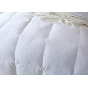 Jacquard Line Stitching 7dx64 Polyester Comforter Set