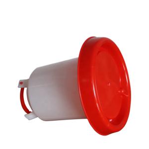 Poultry Automatic Animal Water Drinker PP Chicken Drinker Bucket For Chicken