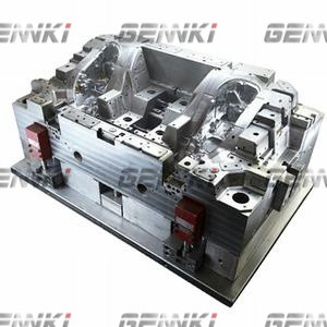 DME Automotive Injection Mold Plastic Auto Lamp Nak80