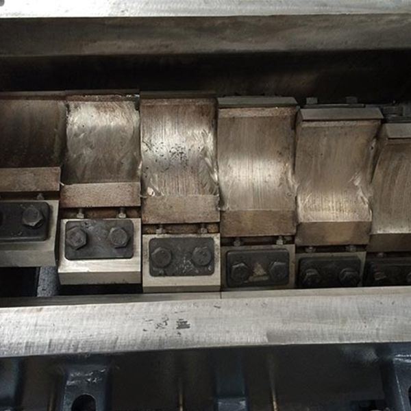 Automatic Plastic Crusher Machine 15KW Power Customized Voltage 450 - 800kg/H