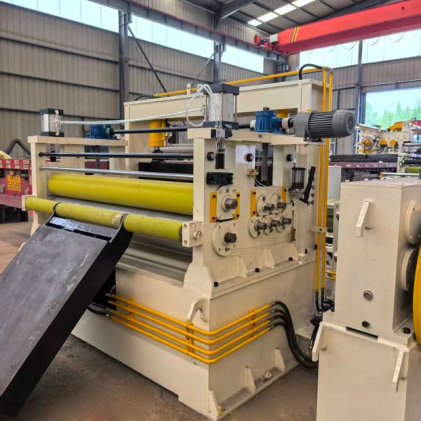Quality Precision Coil Slitting Machine with ±0.05mm Cutting Tolerance for 10mm Minimum Slitting Width and Manual Uncoiling for sale