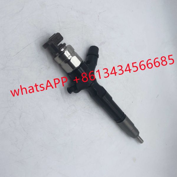 Fuel Injector Remanufactured common rail injector Original And New Fuel Diesel Common Rail Injector 095000-0896 1465A367