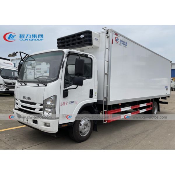 Quality ISUZU 4x2 6 Wheeler 10T Refrigerator Van Truck for sale