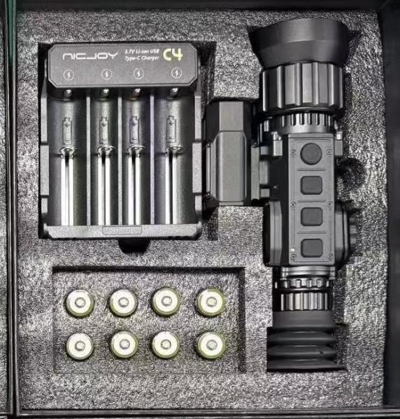 Quality FW-ZN Highly Sensitive Thermal Imaging Monocular With Uncooled Microbolometer Sensor Type And 1000m Detection Range for sale
