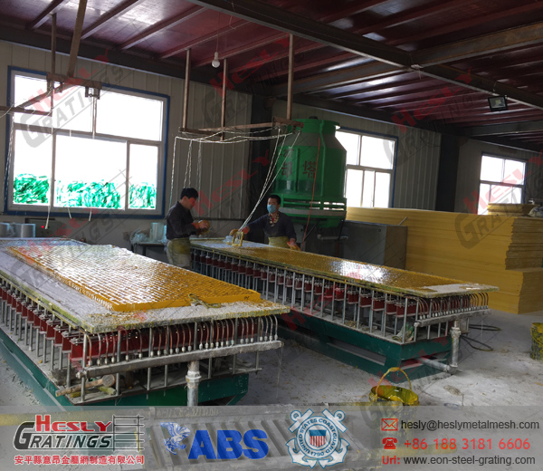 Moulding FRP Grating