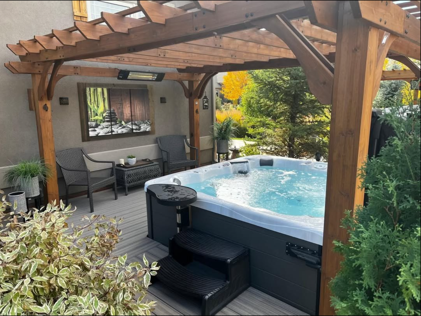 Round Shape Hot Tub Spa with 22 Massage and Air Bubble Jets and 3 KW Heater for 6 Persons