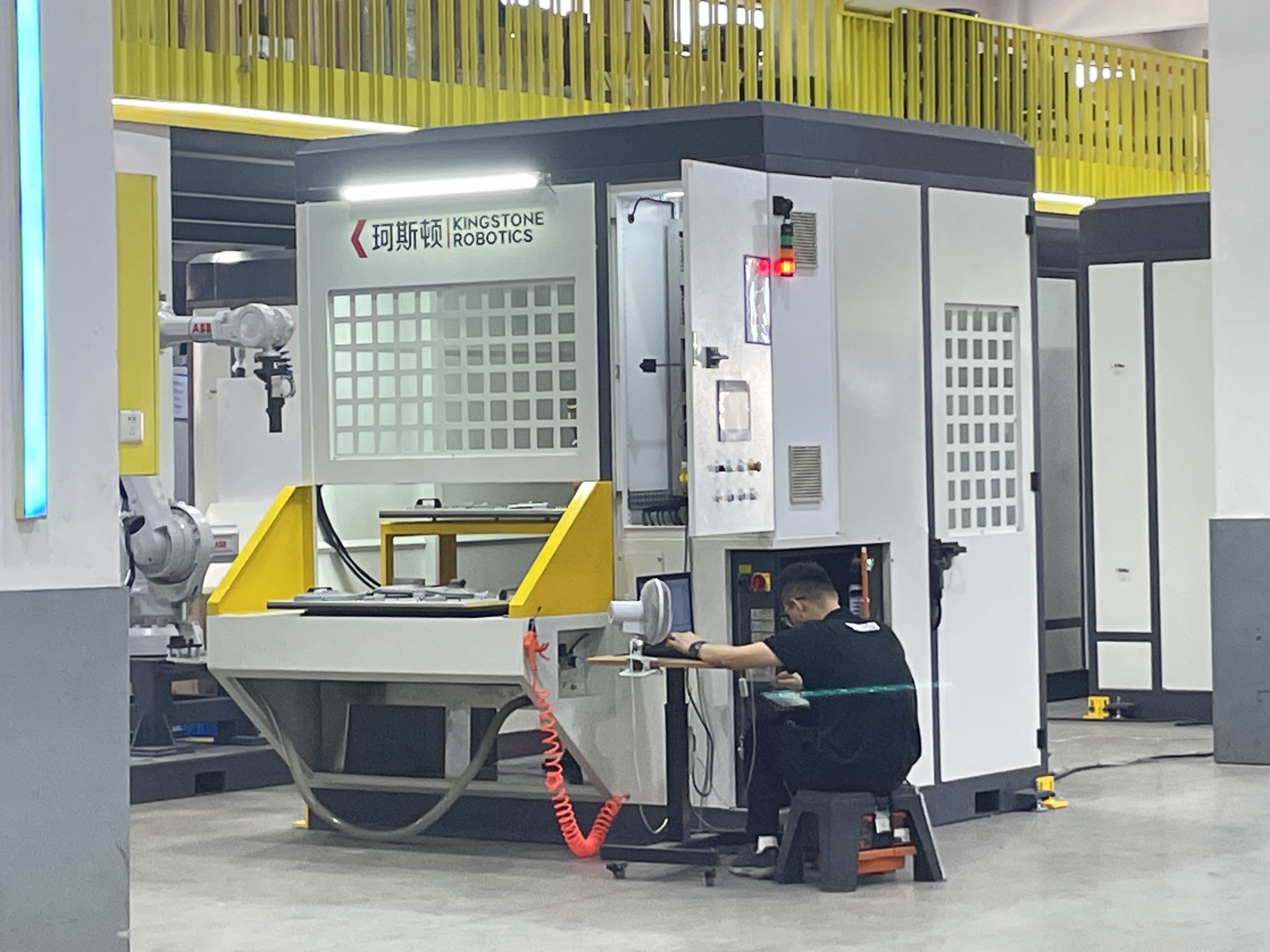 Adaptive Polishing System Robotic Buffing Machine For Knife