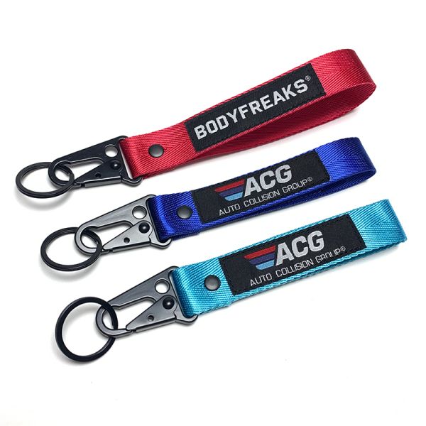Customized polyester lanyard keychains with silkscreen printing are perfect for personalized motorcycle keys.