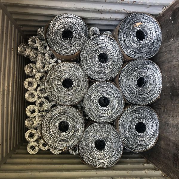 Enclosures Plain High Quality Electro Galvanized Cross Razor Barbed Wire Mesh Iron Steel Fencing Protective Construction