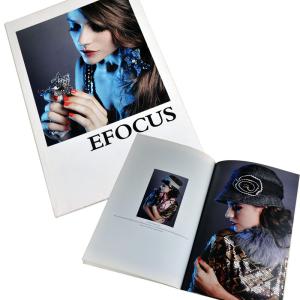 Offset Paper Brochure Printing Services Glossy Finish Hardcover sewn