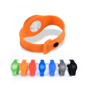 Portable IP67 Bluetooth Beacon Tag , NRF52832 Wristband Beacon