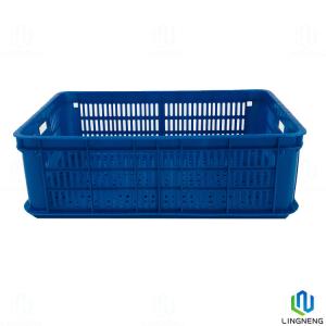Vented Plastic Fruit And Vegetable Crates , Blue Stackable Vegetable Crates