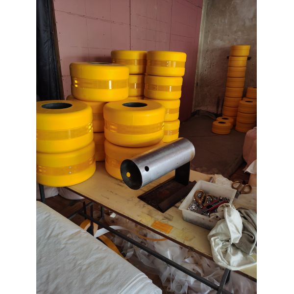 ROADSAFE Barrier High-Strength Rotating Roller Guardrail – Impact Absorbing Highway Safety System | Popular in KSA