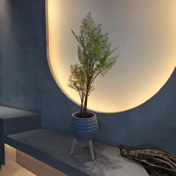 Realistic Artificial Plastic Plants for Outdoor Decor