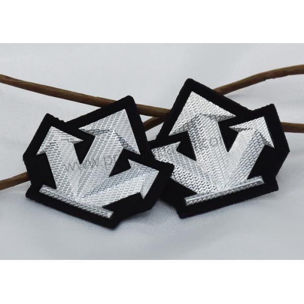 SGS 3D Embossed Patches Microfiber Woven Clothing Labels