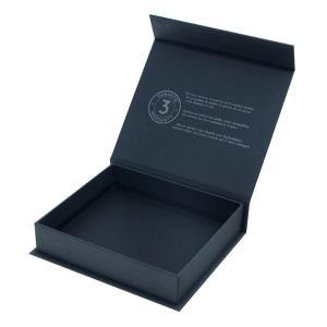 Recyclable 157gsm Custom Flip Top Boxes With Magnetic Closure