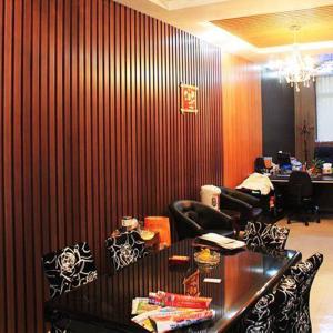 Wholesale Building WPC Wall Cladding Fire Resistance WPC Composite Cladding Boards from china suppliers