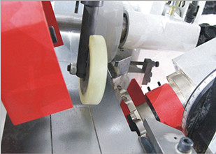 Solid Wood Floor Click Joint Multifunction Woodworking Machine Inverter Feeding