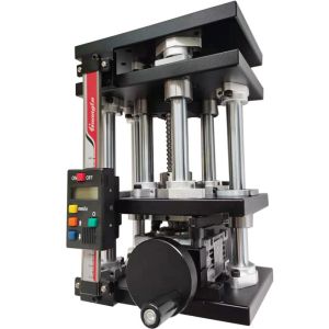 10mm Travel Manual Lab Jack Smooth Adjustment With Digital Ruler