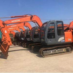Used Zaxis 70 Japanese Imported , In Great Condition For A Good Price