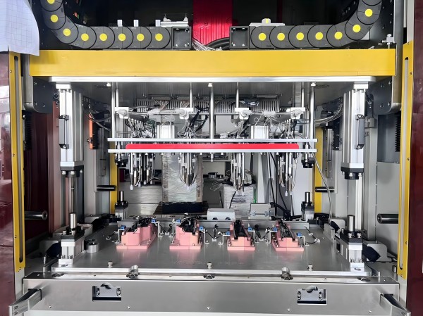 380V Hot Riveting Welding Equipment For Plastic Parts Vehicle Speaker Cover