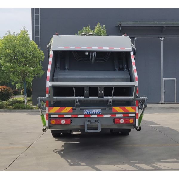 High-Efficiency Compression Garbage Truck with Large Capacity for Automated Waste Collection and Transport