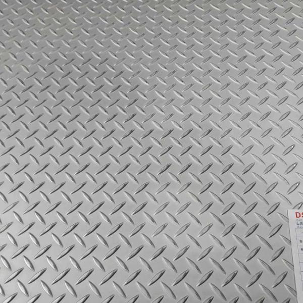 304 SS HR Stainless Steel Checkered Plate Anti Slip Embossed Diamond