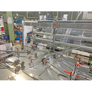 Multifunctiona Pet Food Fin Central Sealing Pouch Making Machine