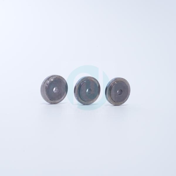 54750001 s-93-5 rear lower roller guide roller is a part of the GT5250