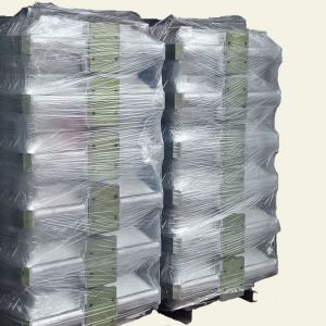 Moulding box for foundry of high pressure moulding line