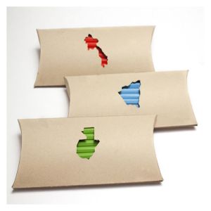 CMYK 4C Printing Folding Packaging Boxes With Carrying Handle