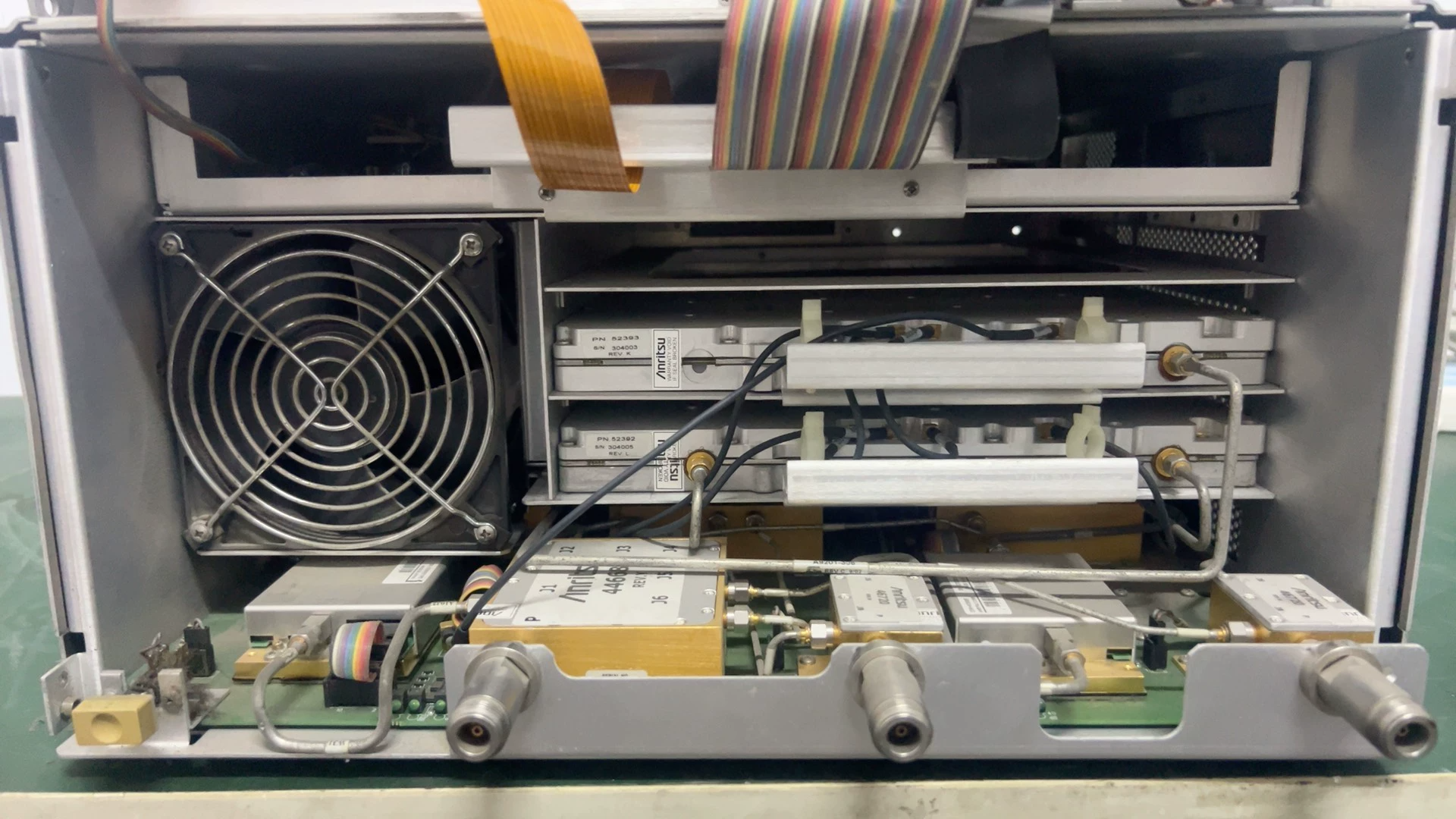 Anritsu MS4623B 10 MHz–6 GHz Vector Network Analyzer VNA