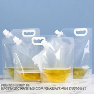 Clear Stand Up Plastic Packaging Bag With Handle Reusable Juice Liquid Nozzle