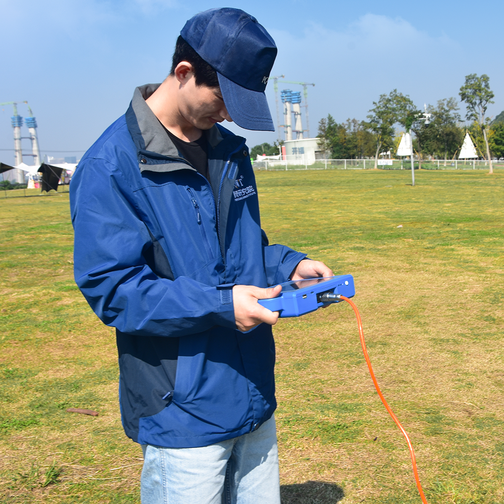 PQWT S300 Underground Water Detector with Electromagnetic Detection Multi-Channel and OEM Support for Borehole Drilling