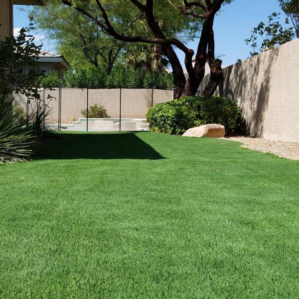 Quality Landscape Artificial Plastic Grass / Artificial Grass Roll Commercial Decoration for sale