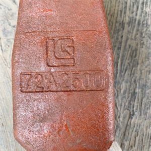 Original Wheel Loader Spare Parts Transmission Accessories 72A2500 Tooth Body