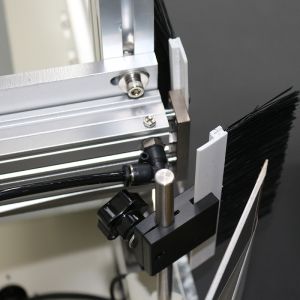 Effortless and User-Friendly Home Corner Wrap Label Applicator with Printing