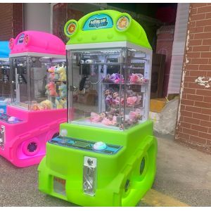 Guangzhou factory children coin operate tank doll games mini crane claw machines