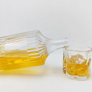 High White Glass Material Custom Color Clear 750ML Whisky Whiskey Glass Decanter