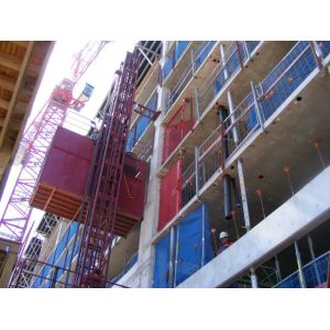 Waterproof Passenger Material Hoist Easy Operation Completely Against Rust