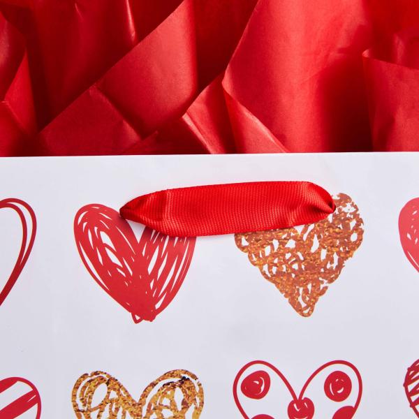 CMYK 4 Color Offset Printing Luxury Wide Bottom Paper Bag for Valentine's Day by Maker