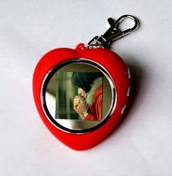 1.5 Inch Picture Frame With Keychain DPF-1516