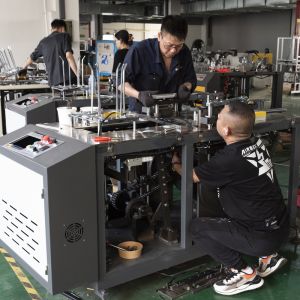 2024 New Product 6kw High Speed Coffee Paper Cup Making Machine