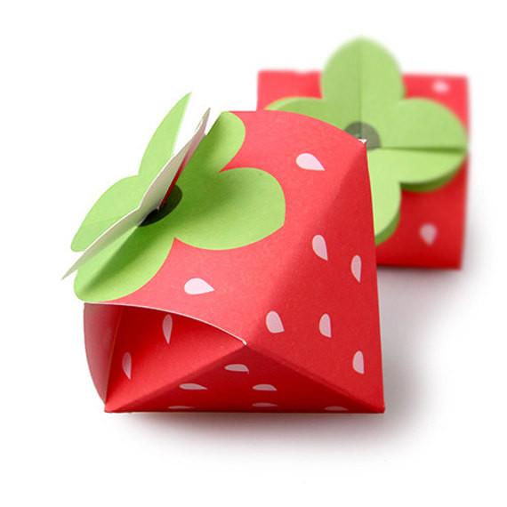 Quality Strawberry Shaped Paper Candy Box Packaging Custom Design Printing Logo for sale