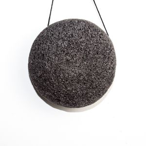 Anti Bacterial Charcoal Konjac Sponge Face Exfoliating Donut Bath Sponge