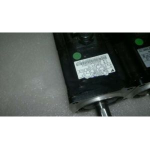 Yaskawa SGM-01VGNK13 AC Servo Motor 200W 3000RPM 200V 2A NEW