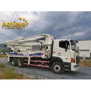 Refurbished Used ZOOMLION Concrete Pump Truck 140 cubic per hour