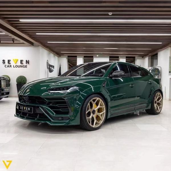 Yellow Lamborghini Urus Body Kit Carbon Fiber Front Lip Luxury Car Diffuser Widebody Kit