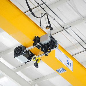 5tons Electric Single Girder Box Type Magnetic Overhead Crane With Hoist Working